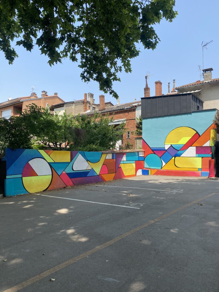 Peinture sur mur et ateliers graffiti - Ecole Claude Nougaro - Toulouse